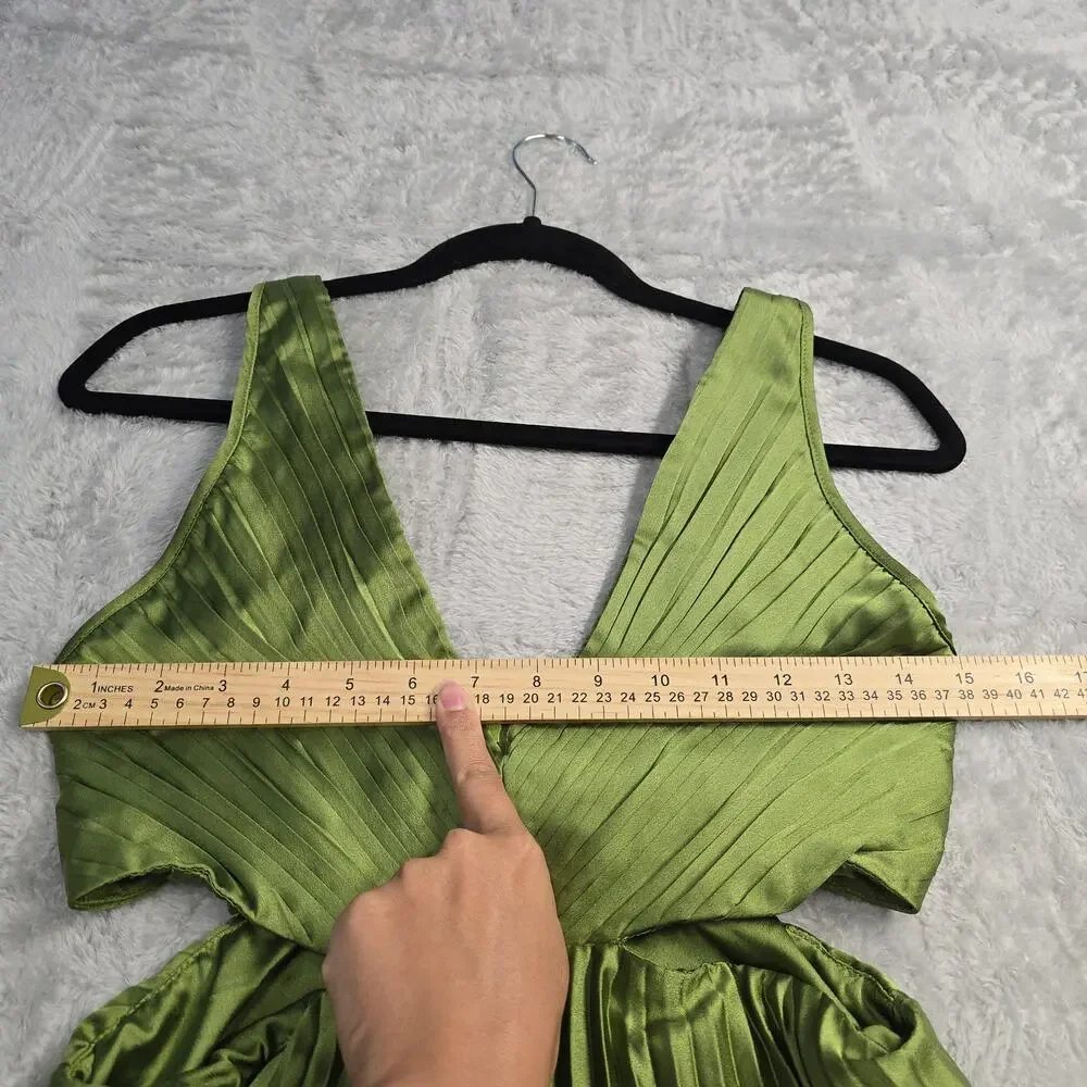Abercrombie & Fitch Green Pleated Maxi Dress Sz S Cutout Open Back Wedding Guest - Picture 10 of 13